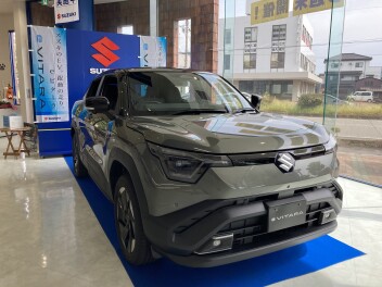 「新型eビターラ」先行展示会開催★